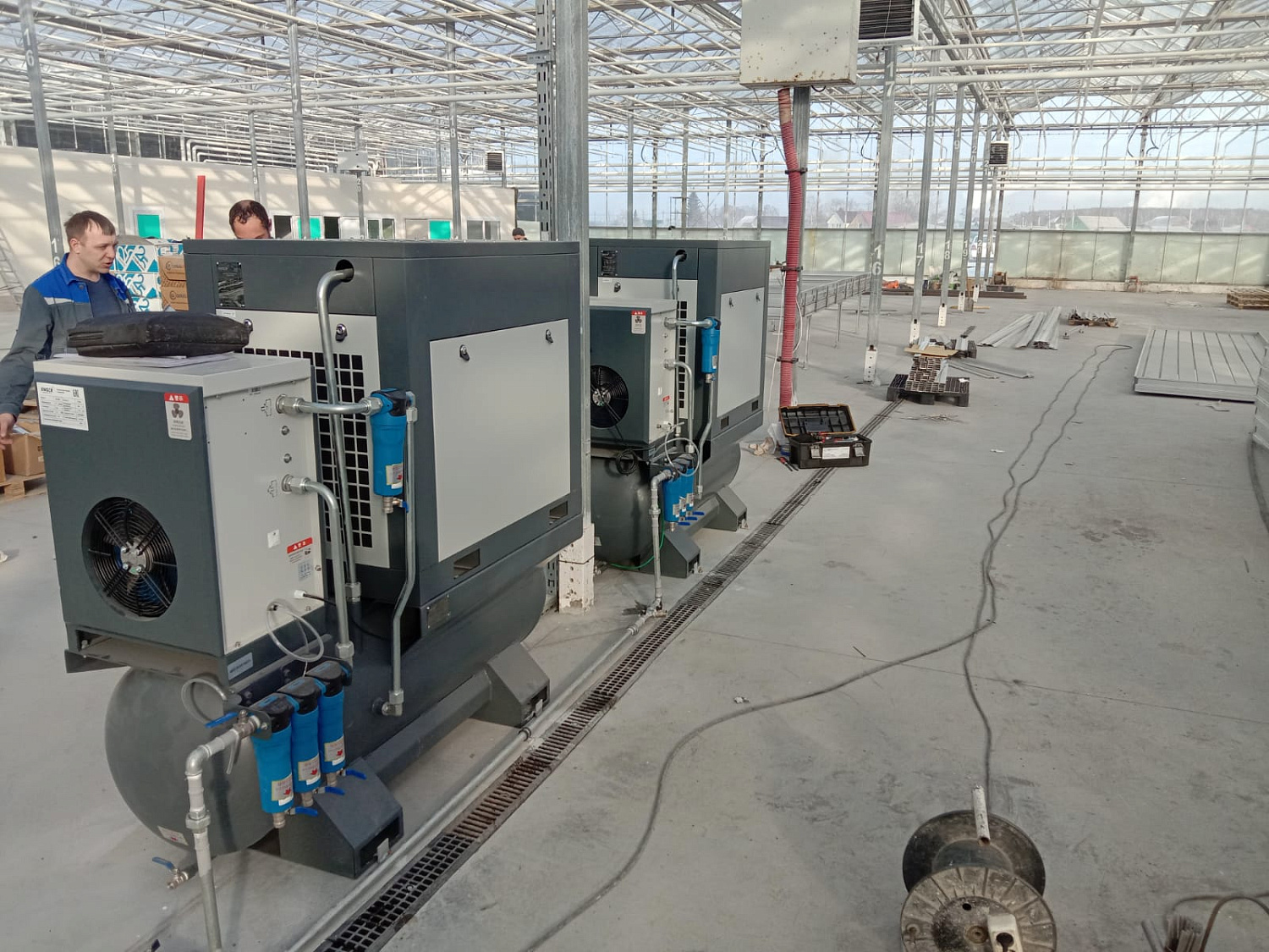 Винтовые компрессоры "Enger" HB-15DFRE-400 8 (INOVANCE) для ООО "Тепличный комбинат "Новосибирский"