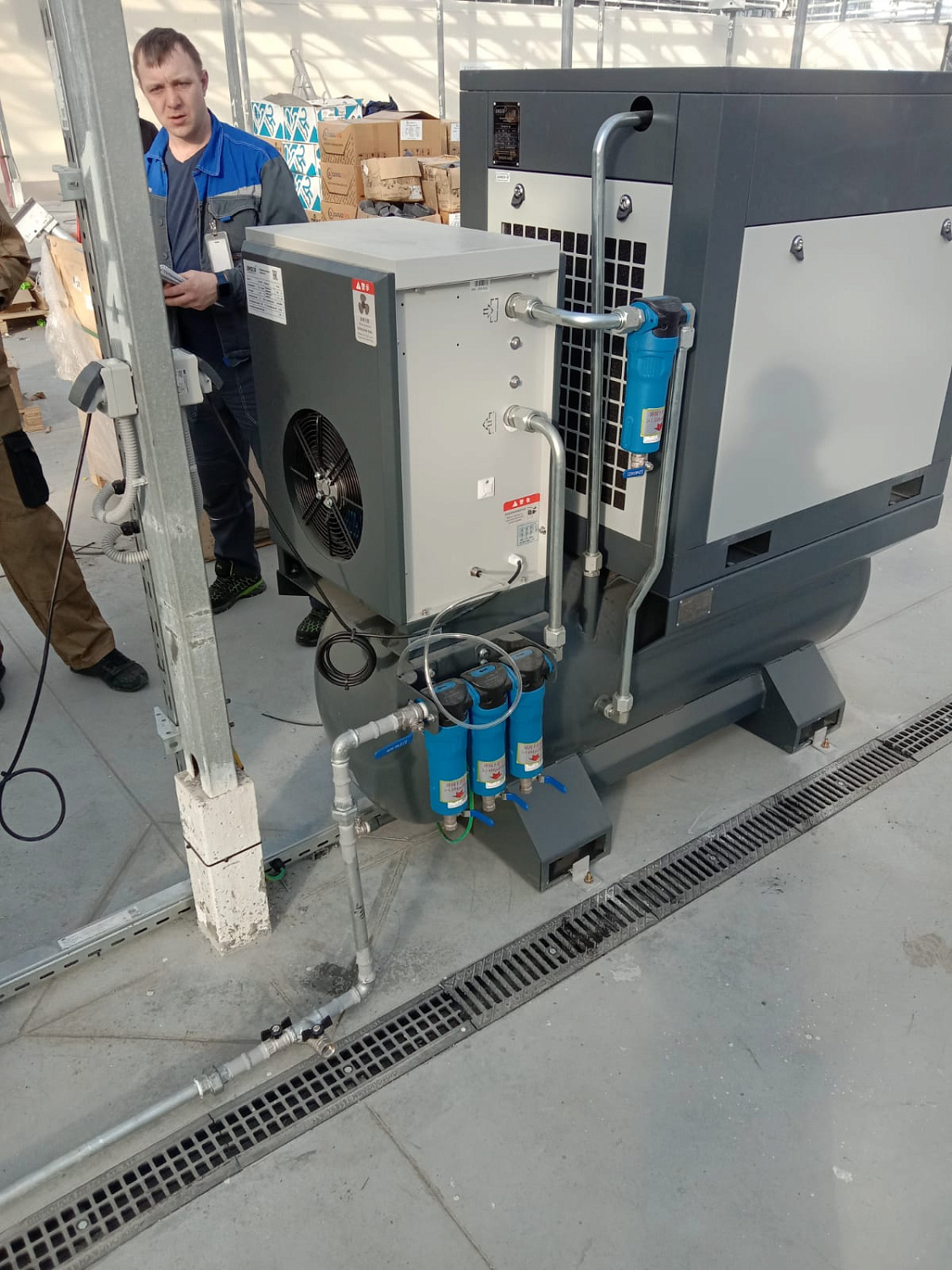 Винтовые компрессоры "Enger" HB-15DFRE-400 8 (INOVANCE) для ООО "Тепличный комбинат "Новосибирский"